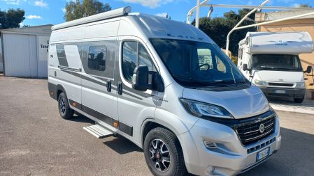 CAMPER VAN LAIKA KOSMO 6.4